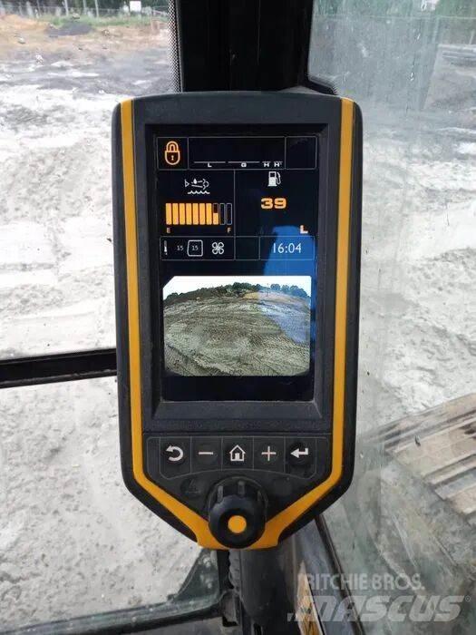JCB JS220LC Pelle sur chenilles
