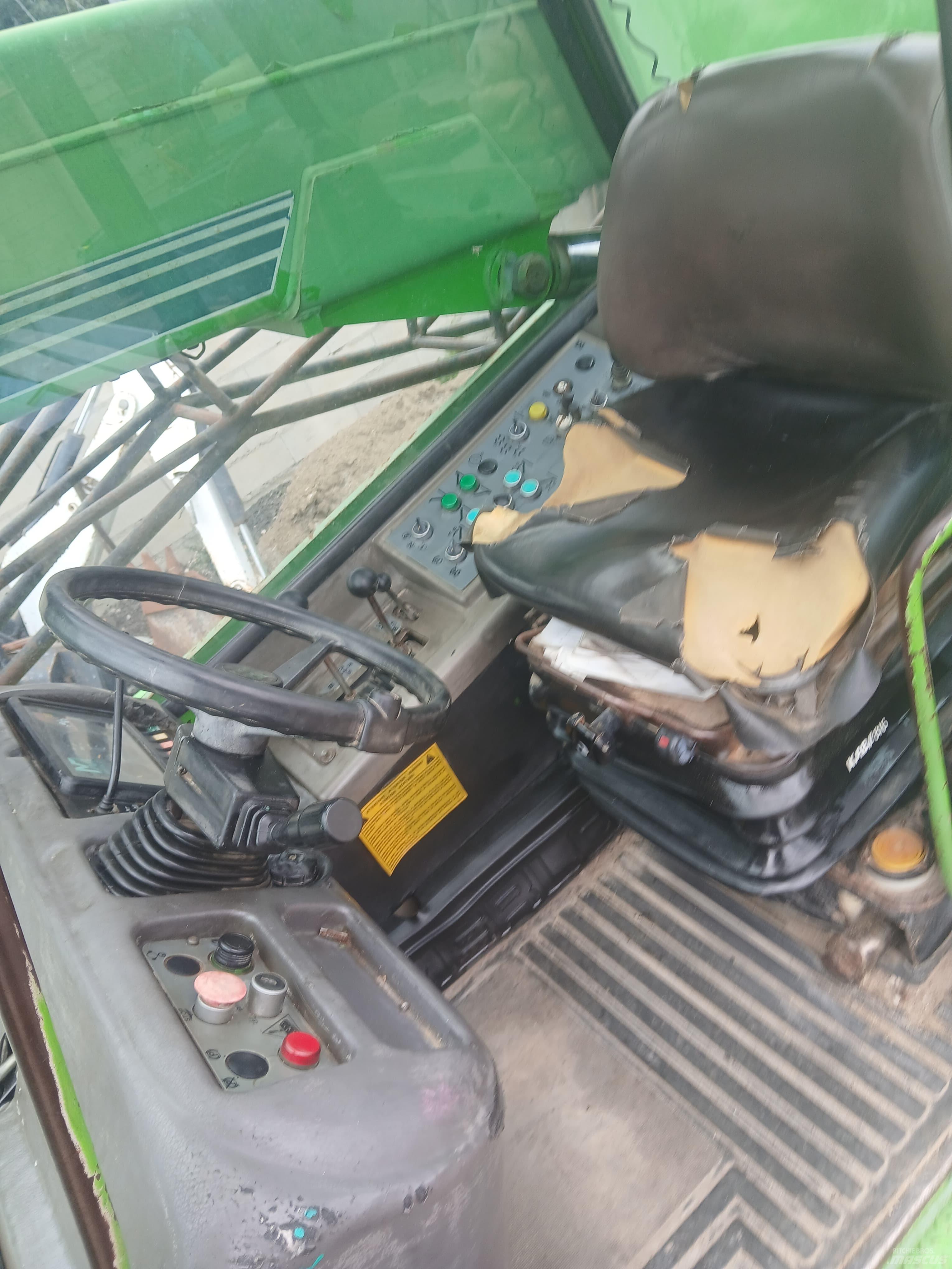 Merlo Roto 30.16 EV Chariot télescopique