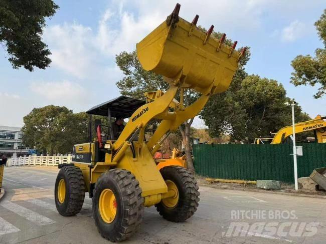 Komatsu WA 100 Chargeuse sur pneus