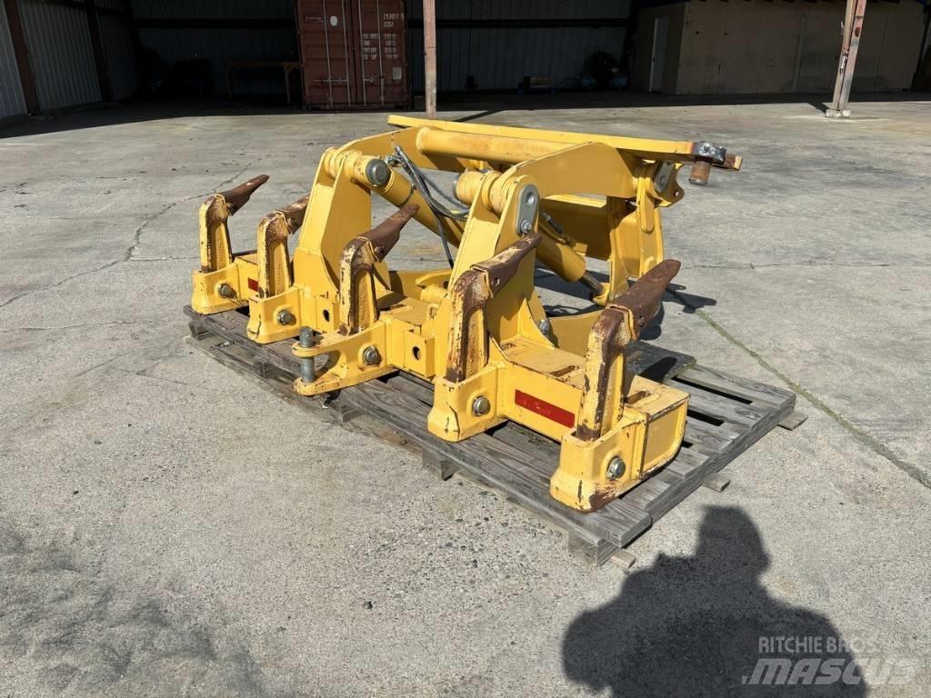 DEERE 770G Autres accessoires