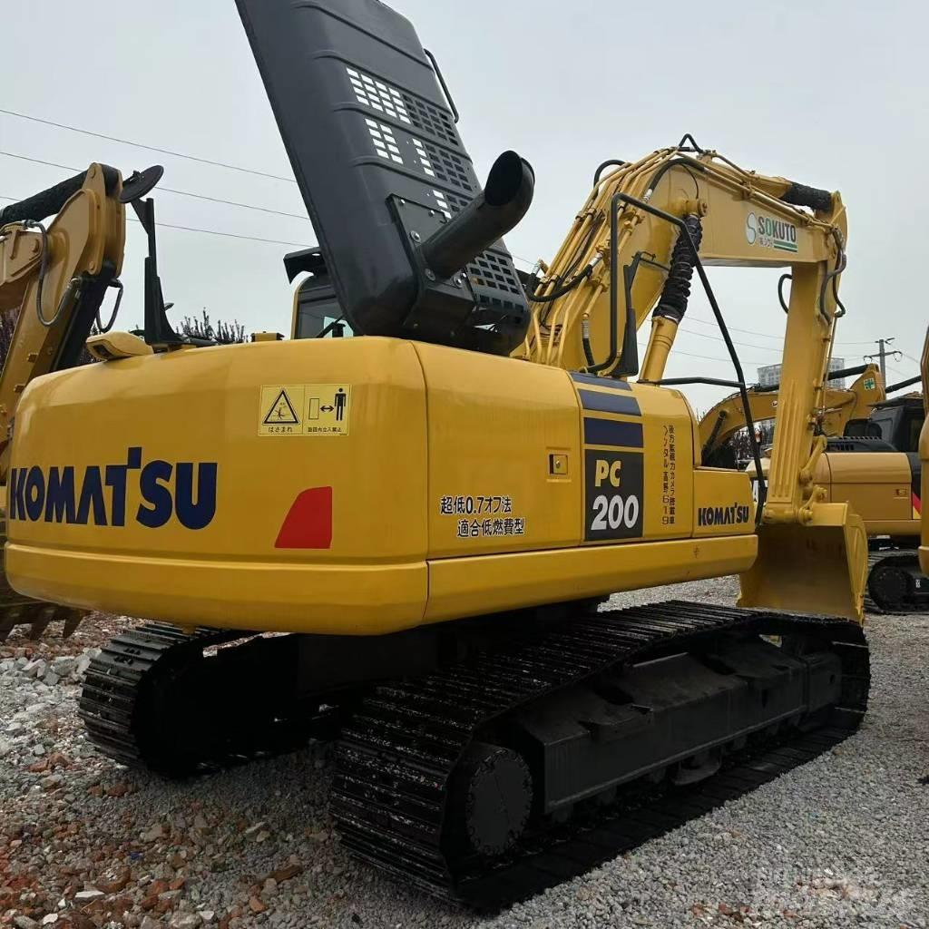 Komatsu 200-8 Pelle sur chenilles