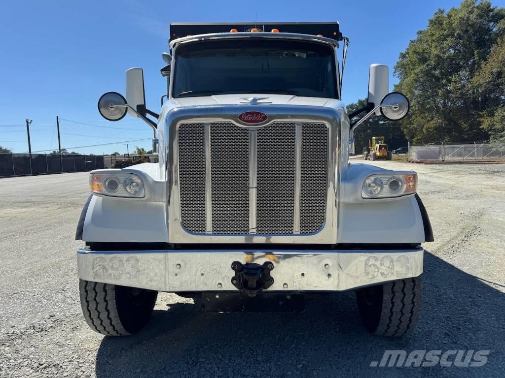 Peterbilt 567 Camion benne