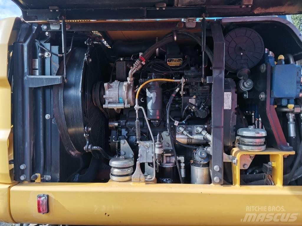 New Holland MH 2.6 Pelle sur pneus