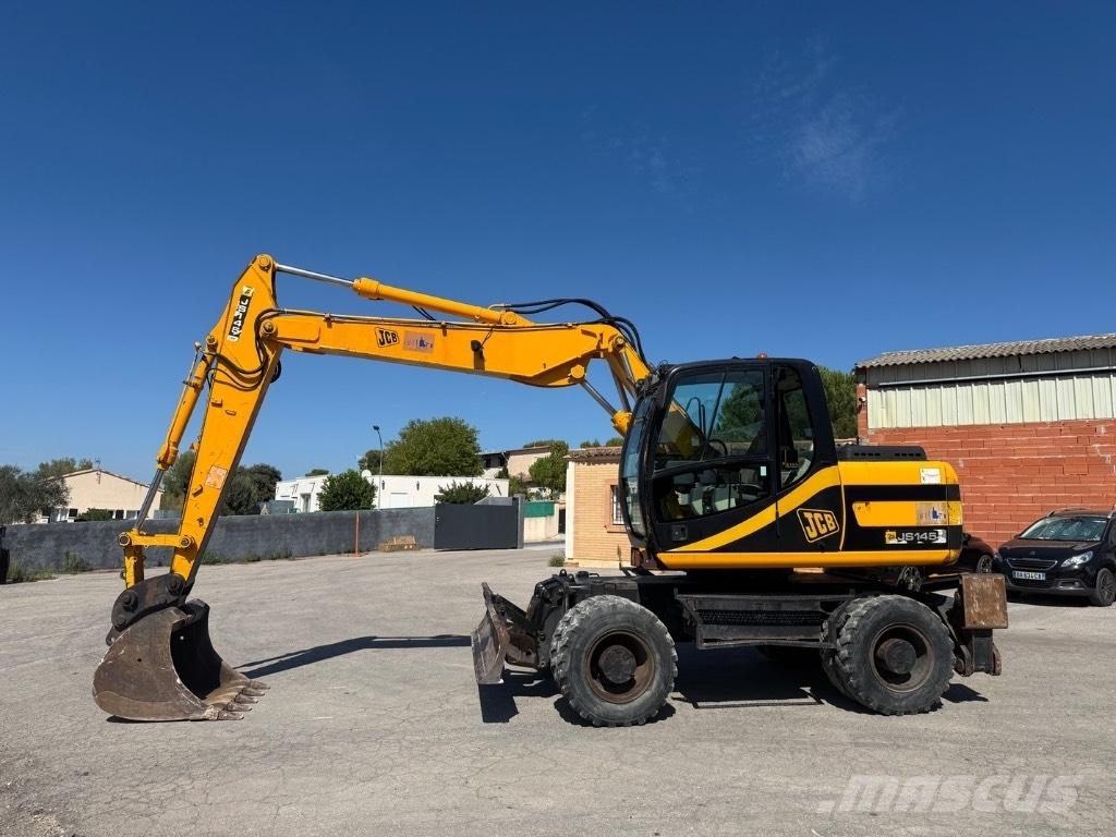 JCB JS 145 W Pelle sur pneus