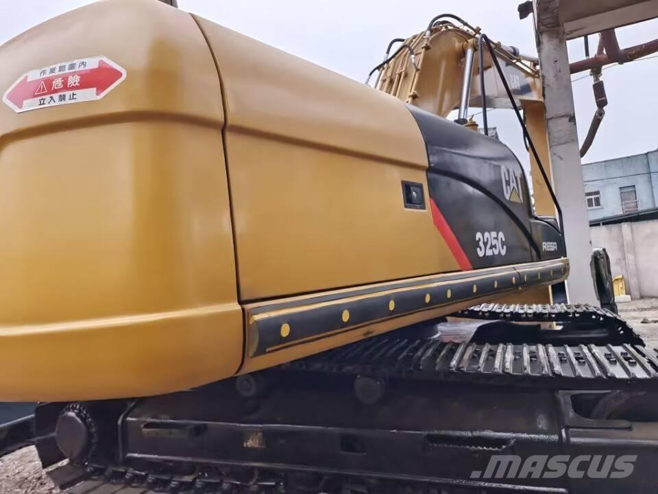 CAT 325C Pelle sur chenilles