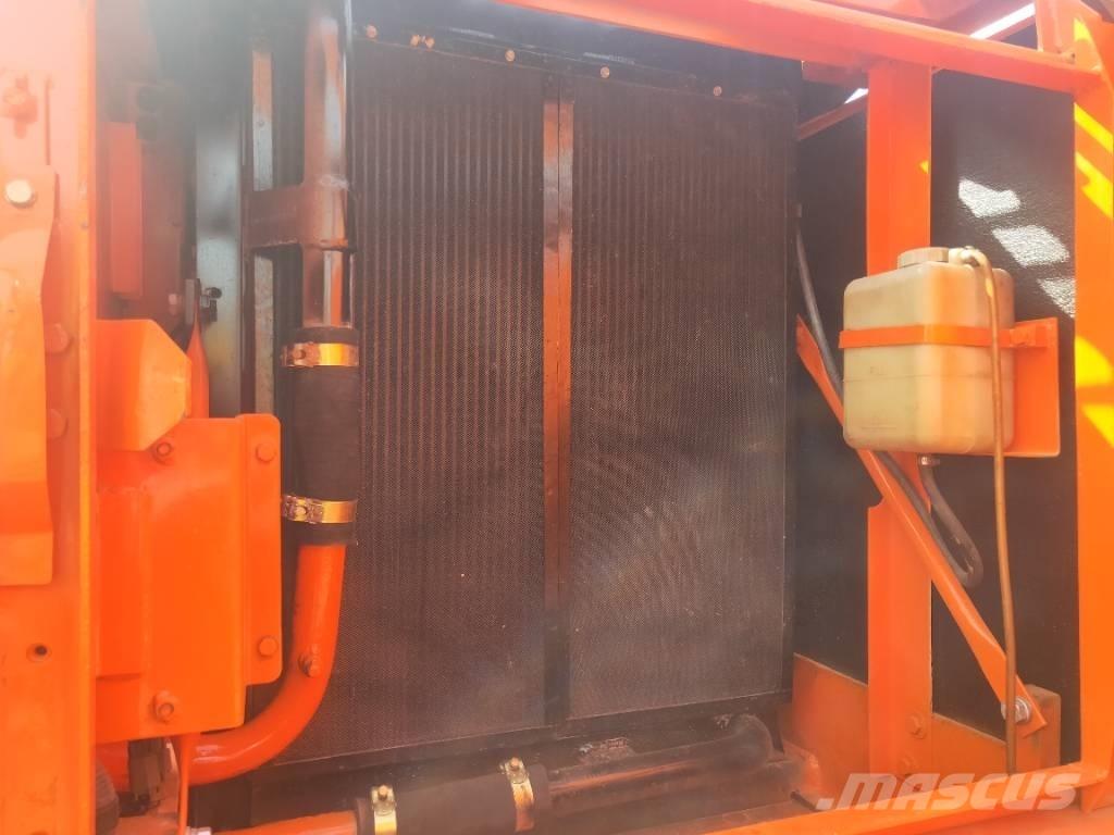 Doosan DH220LC-7 Pelle sur chenilles