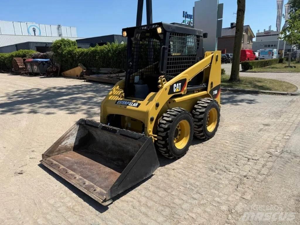 CAT 216B (226,S130) Chargeuse compacte