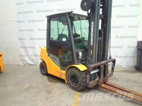 Jungheinrich DFG 430 Chariots diesel