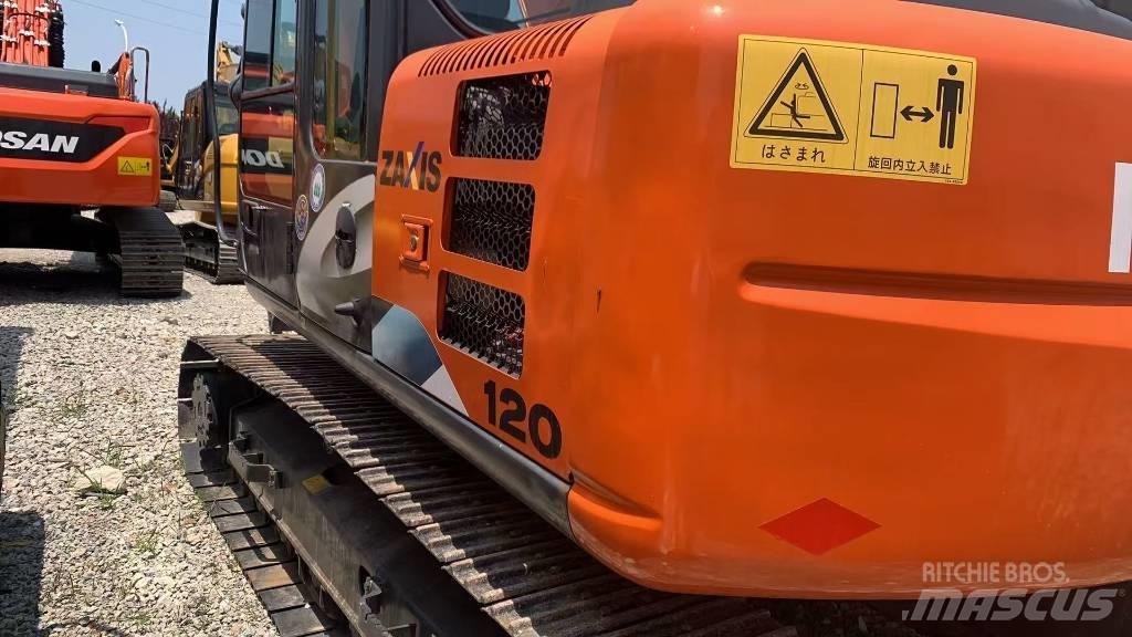 Hitachi ZAXIS120 Pelle sur chenilles