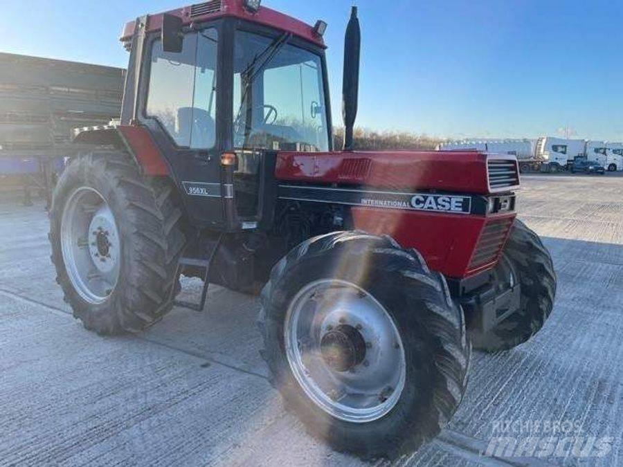 CASE 956XL Tracteur