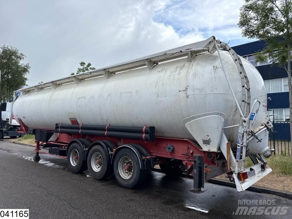 Spitzer Silo 63 m3 Semi remorque citerne