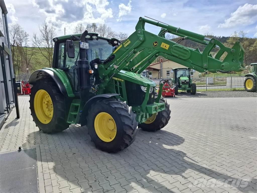 John Deere 6120M Tracteur