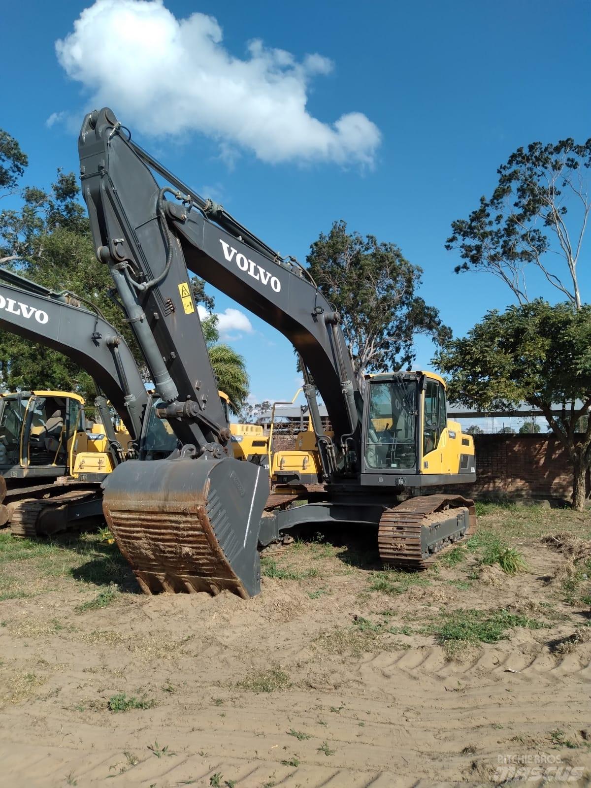 Volvo EC250DL Pelle sur chenilles