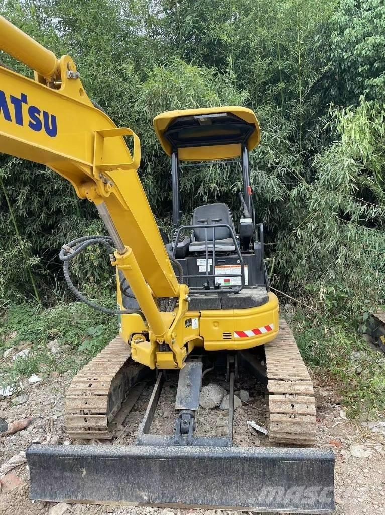 Komatsu PC35 Mini pelle < 7t