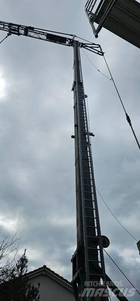 Terex Comedil CBR 32 Grue à tour