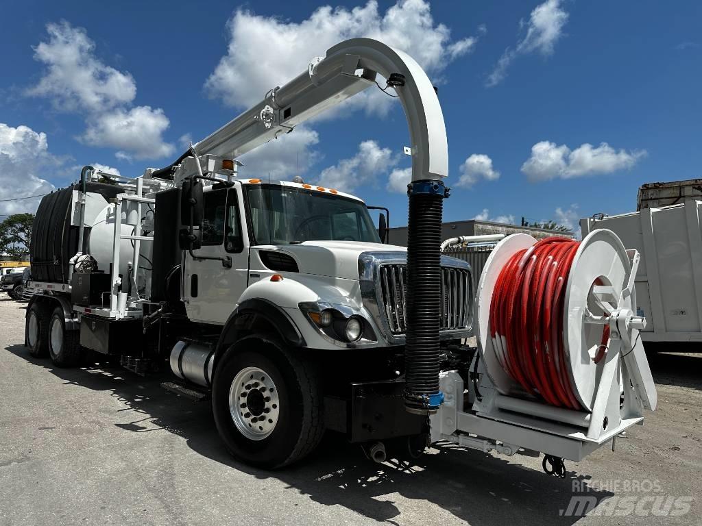 International 7500 Camion aspirateur, Hydrocureur