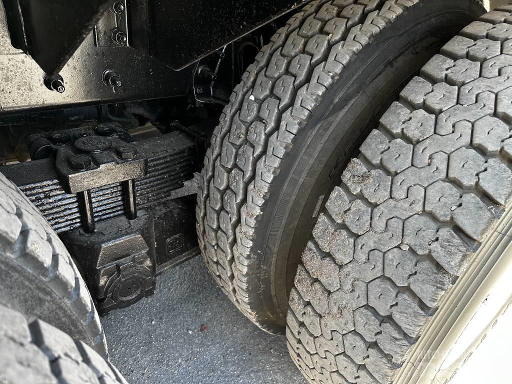 International 7500 Camion aspirateur, Hydrocureur