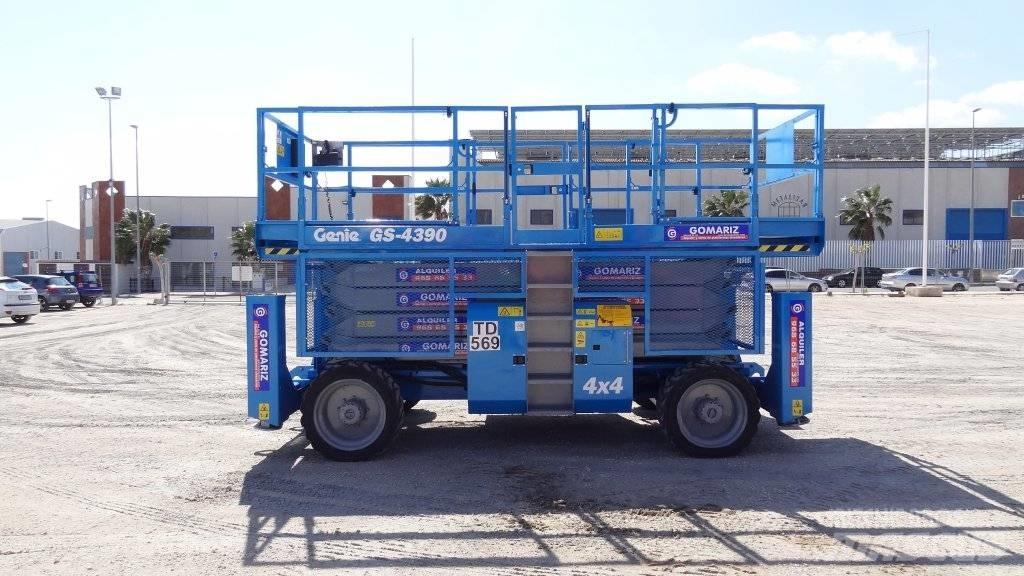 Genie GS 4390 RT Nacelle ciseaux