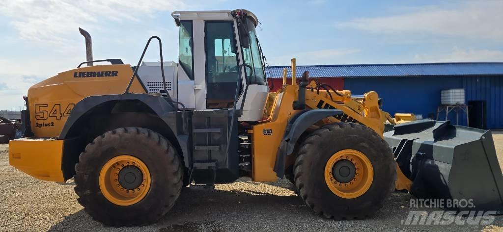 Liebherr L 544 Chargeuse sur pneus