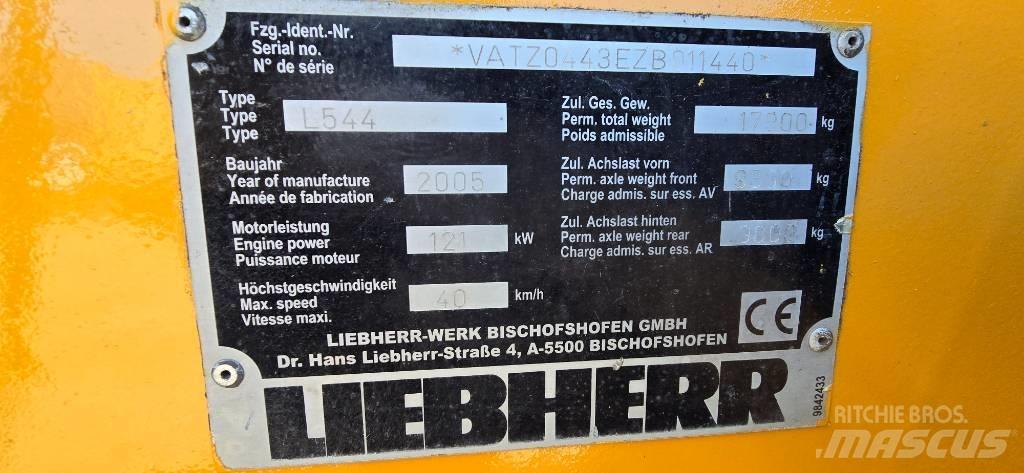 Liebherr L 544 Chargeuse sur pneus