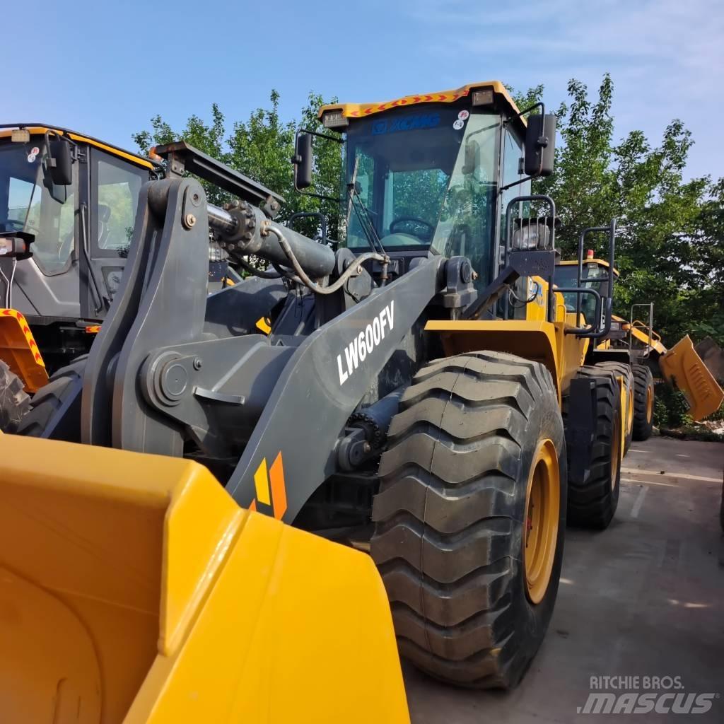 XCMG LW 600 FV Chargeuse sur pneus