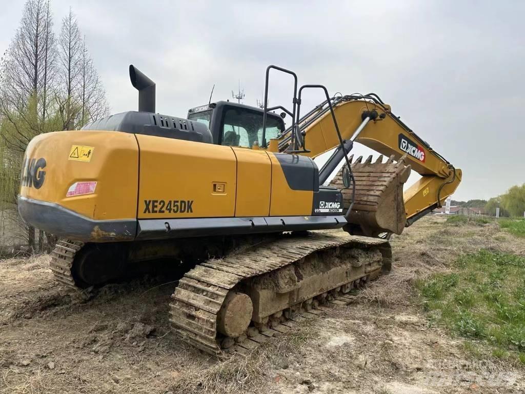 XCMG XE 245 DK Pelle sur chenilles
