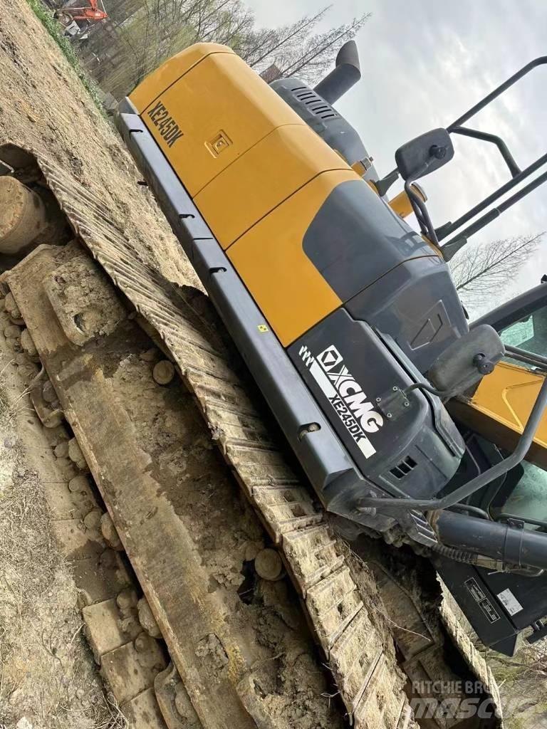 XCMG XE 245 DK Pelle sur chenilles