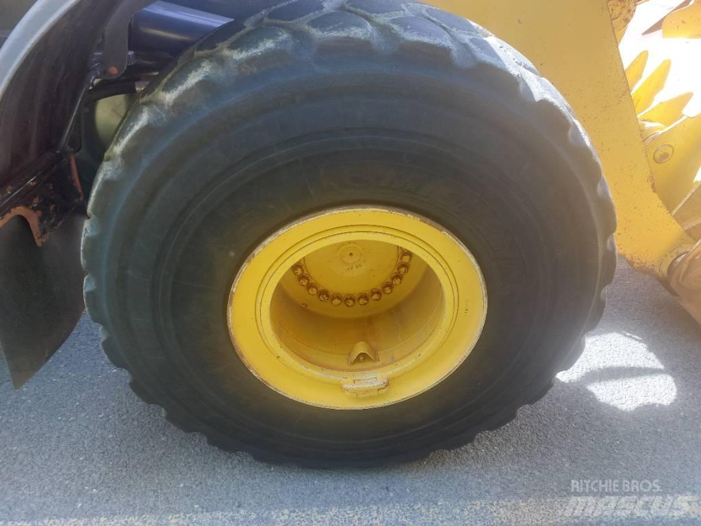 Komatsu WA480-8 Chargeuse sur pneus