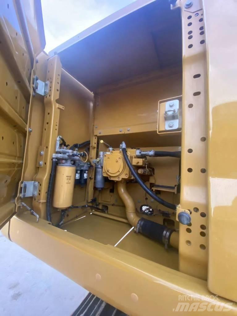 CAT 320 GC Pelle sur chenilles