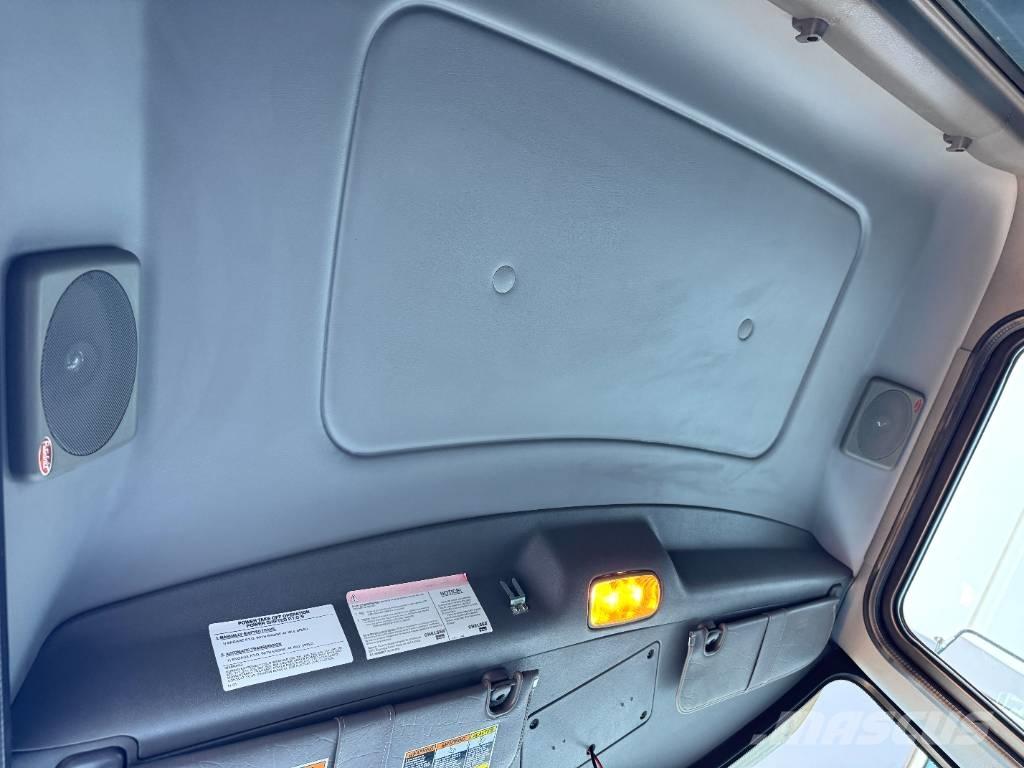 Peterbilt 348 Camion benne