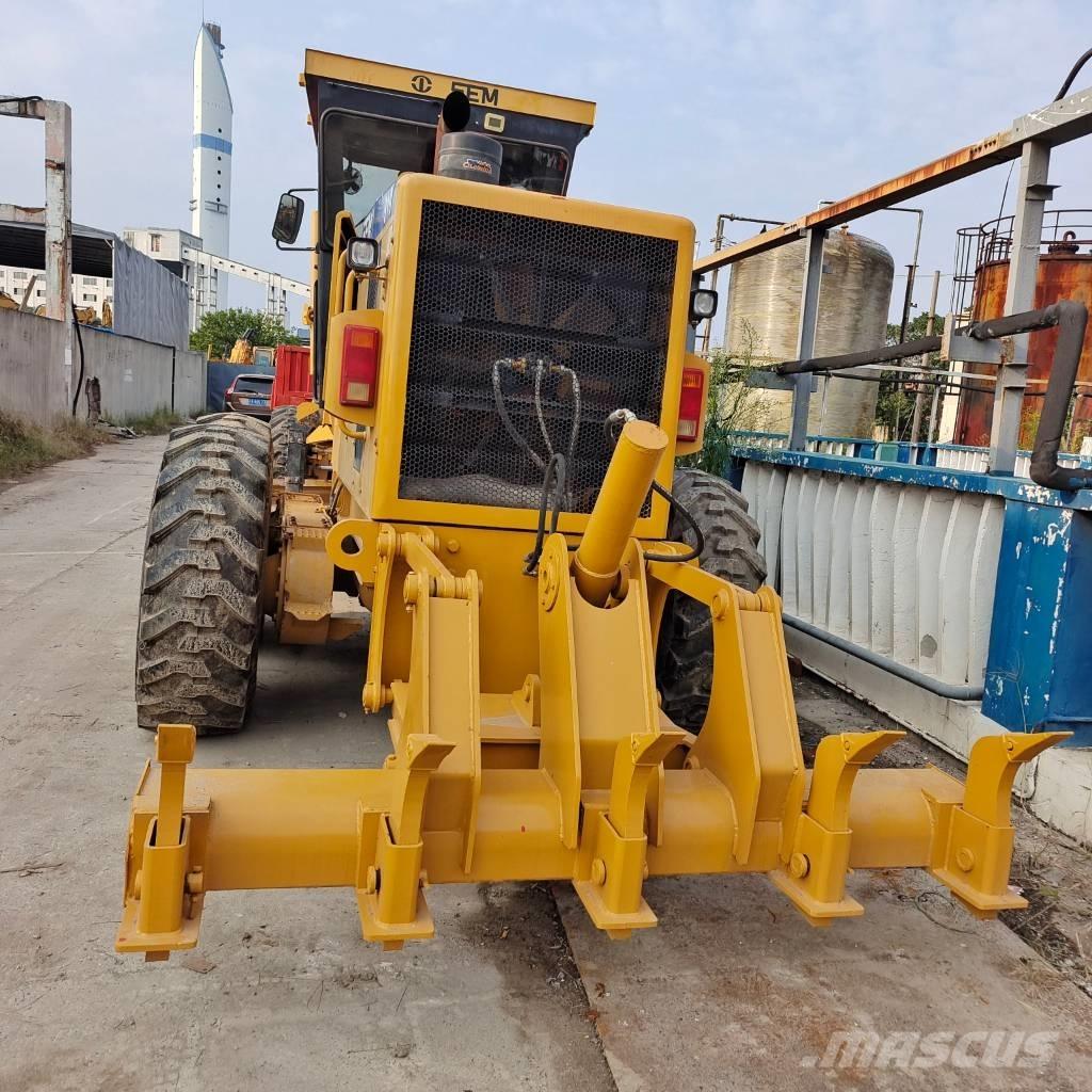 SEM 919 Niveleuse