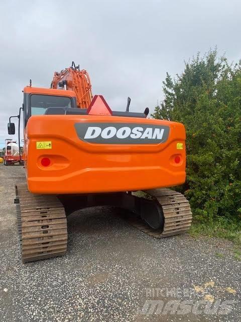 Doosan DX 180 LC Pelle sur chenilles
