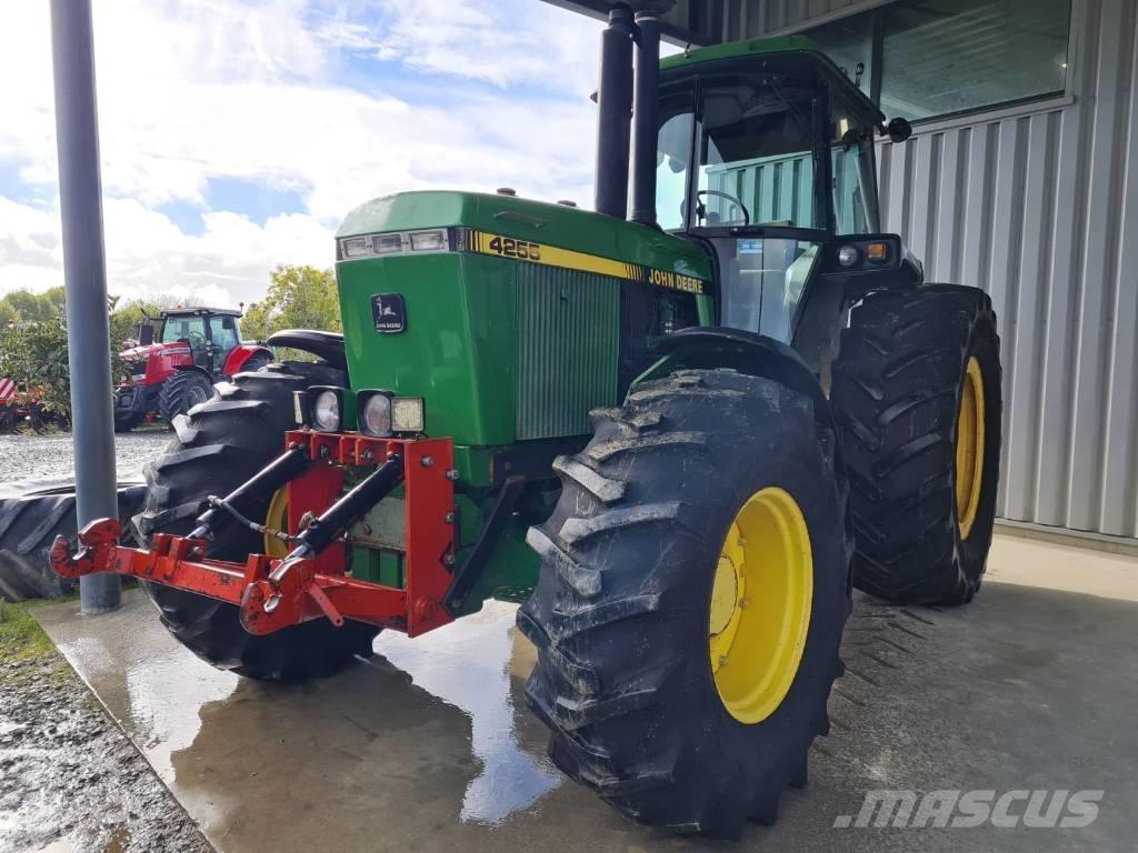 John Deere 4255 Tracteur