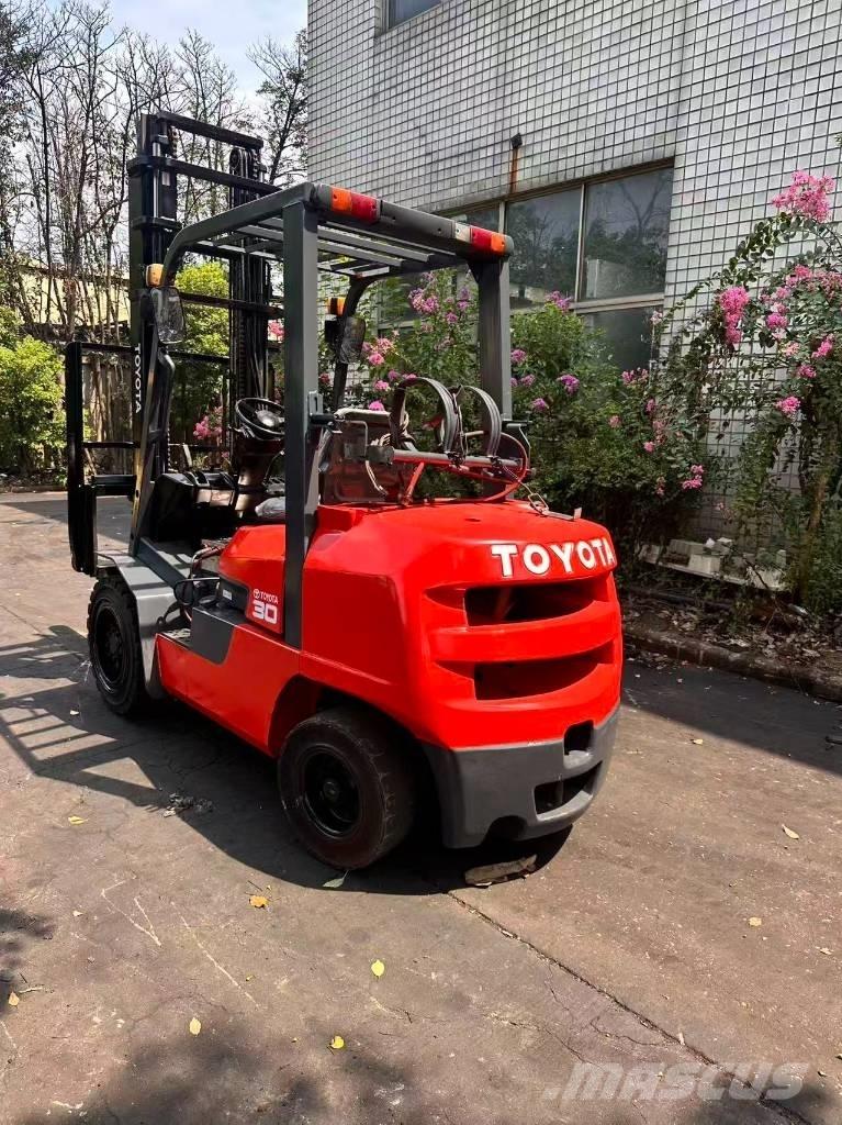 Toyota FD 30 Chariots diesel