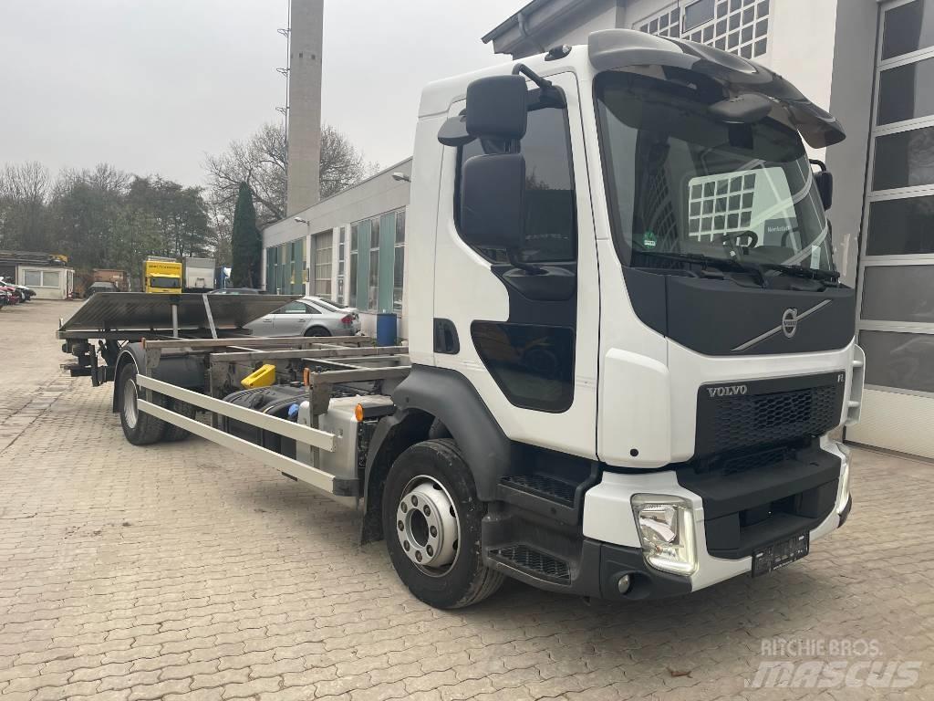 Volvo FL 250 Camion multibenne