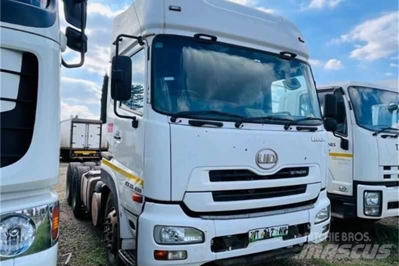 UD TRUCKS QUON Autre camion