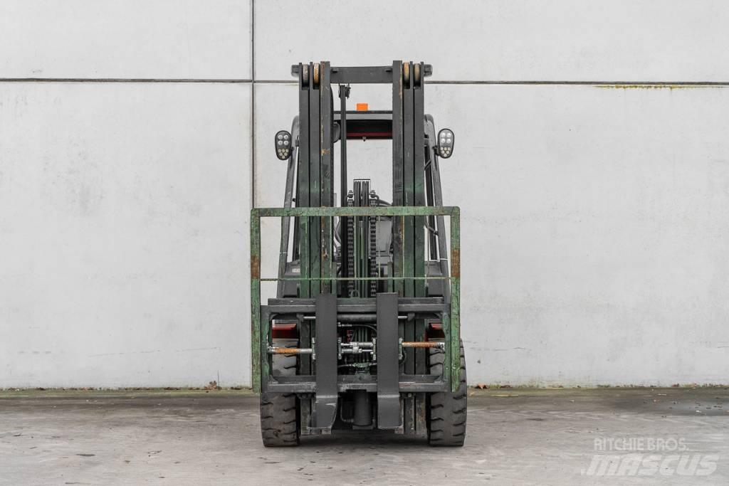 Manitou MI 35 D Chariots diesel