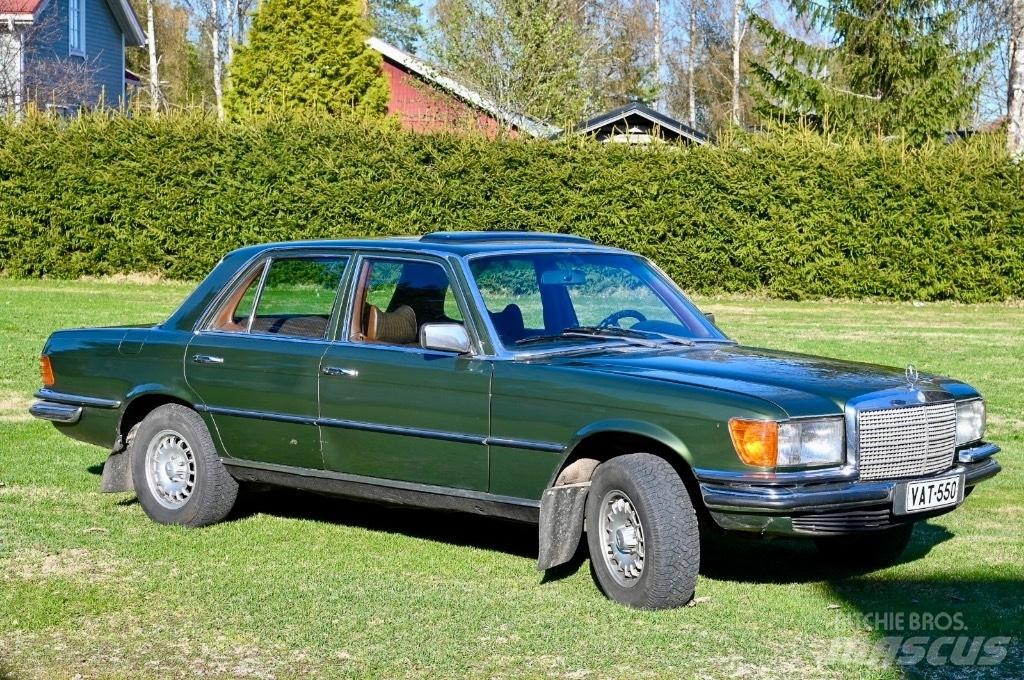 Mercedes-Benz 350 SE Voiture