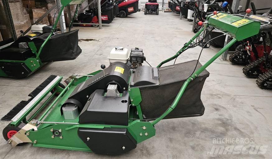 Dennis Pro34R Tondeuses à conducteur marchant