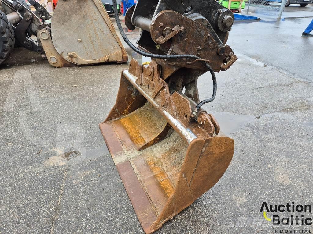 CAT M 315 D Pelle sur pneus