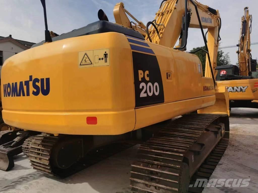 Komatsu PC 200-8 Pelle sur chenilles
