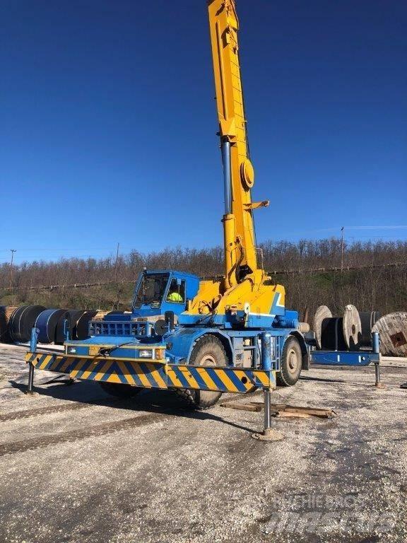Kobelco RK 450 Grues mobiles
