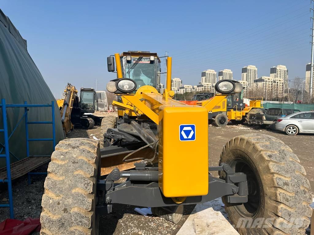 XCMG GR 180 Niveleuse
