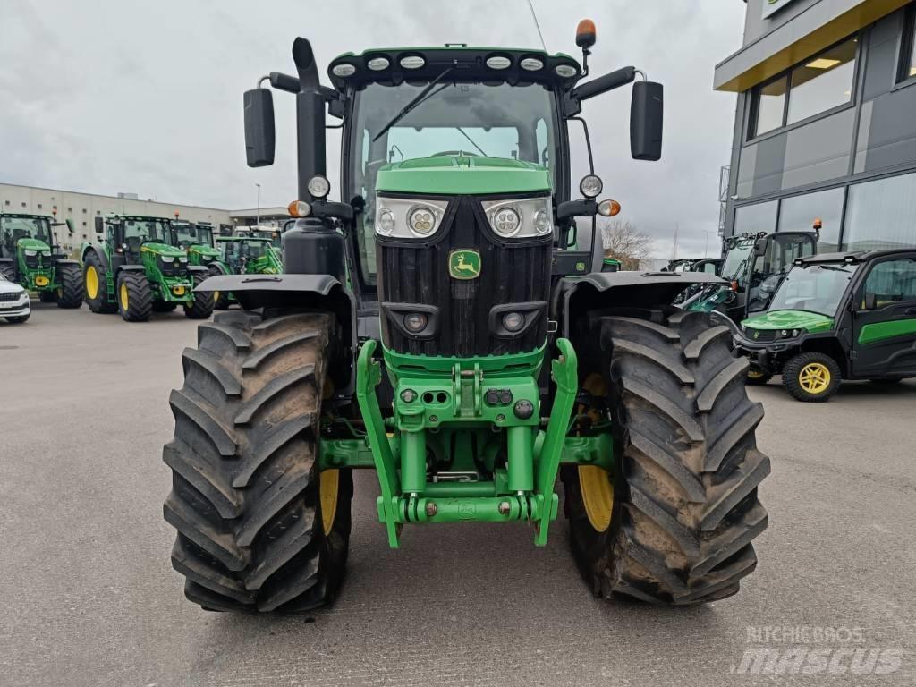 John Deere 6215 R Tracteur