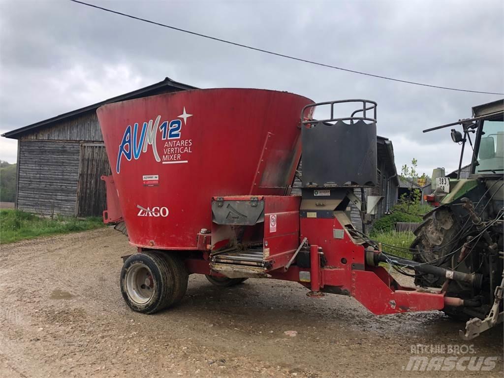 Vicon AVM 12 Convoyeur d´aliments
