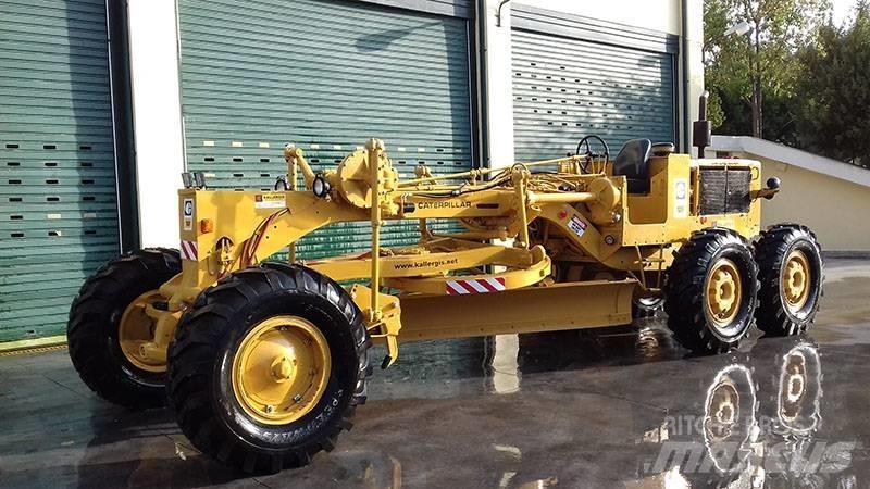 CAT 12 F Niveleuse