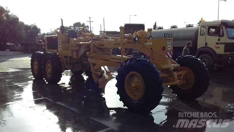 CAT 12 F Niveleuse