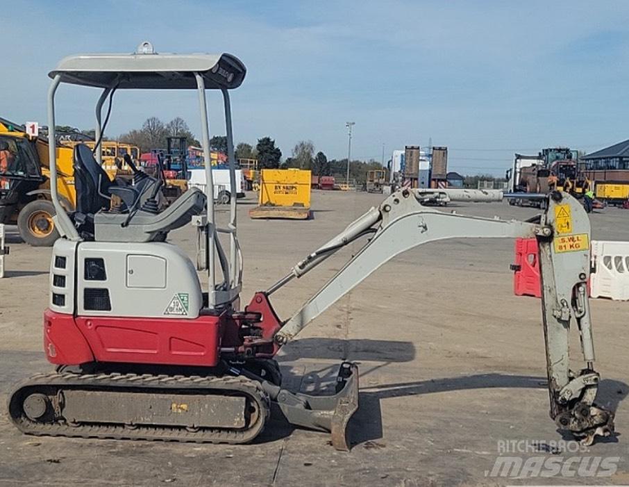 Takeuchi TB 217 R Mini pelle < 7t