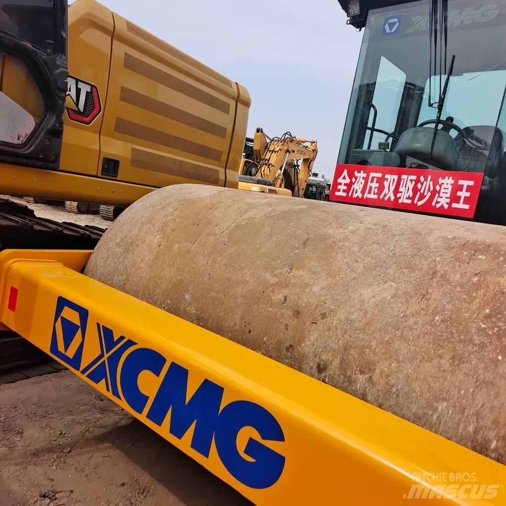 XCMG XS 142 J Rouleaux tandem