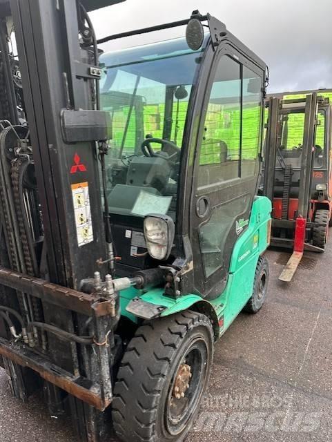Mitsubishi FD 35 N Chariots diesel